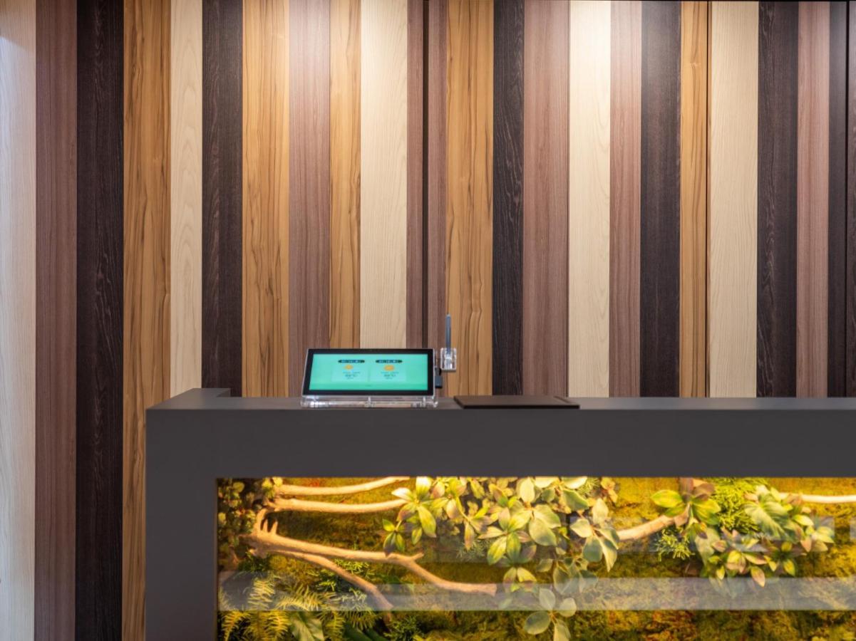 Super Hotel Iyo Saijo Екстер'єр фото